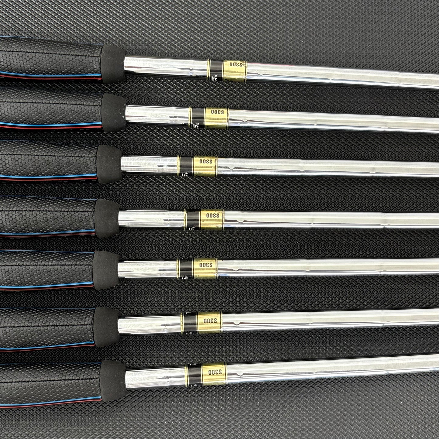 NIKE TW VR FORGED IRON SET