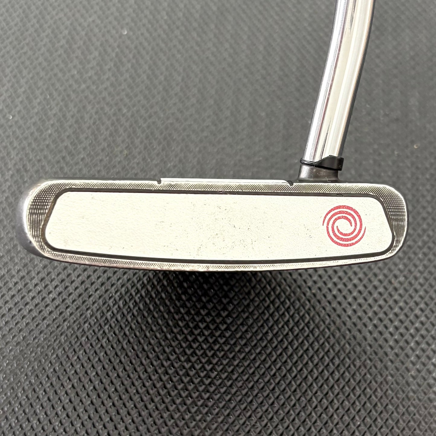 ODYSSEY TOUR VERSA V-LINE PUTTER (34")