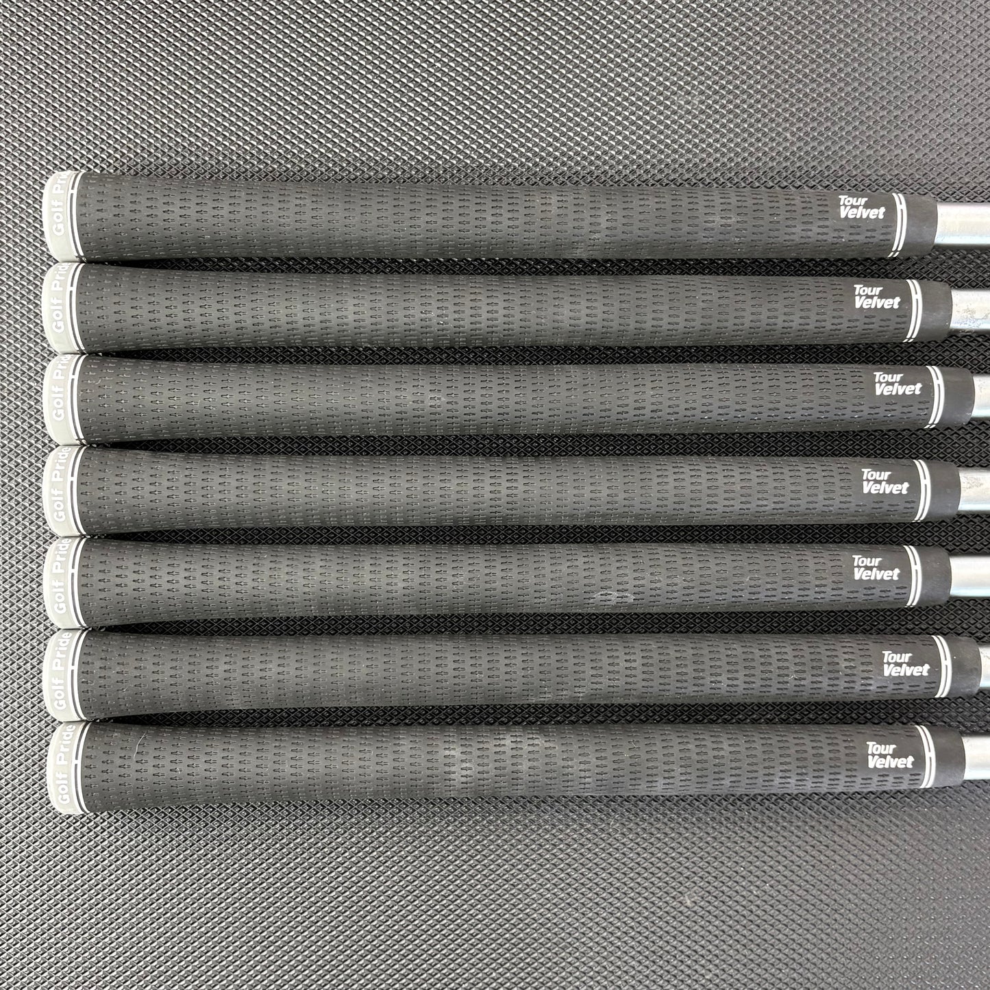 MIZUNO JPX 923 FORGED IRON SET