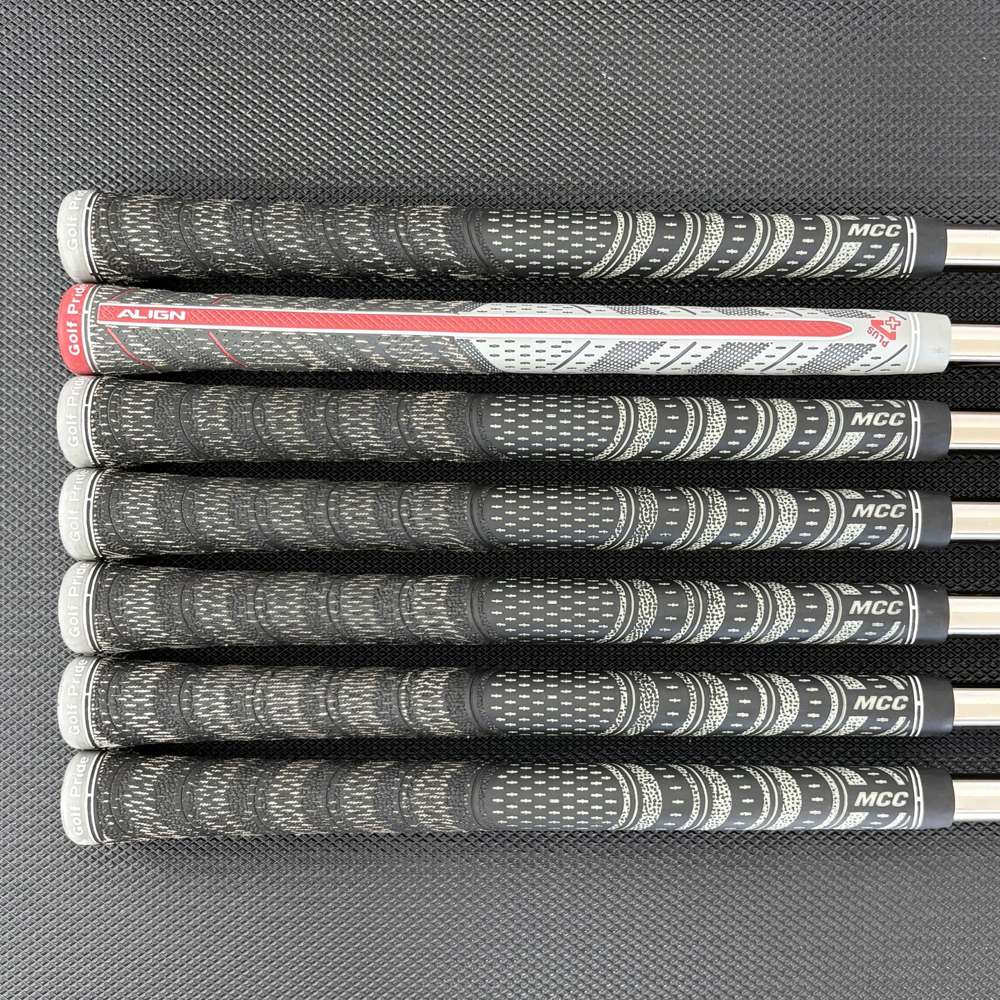 MIZUNO JPX 923 FORGED IRON SET