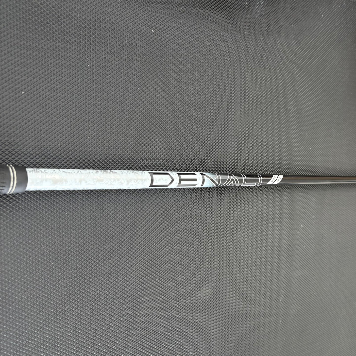 CALLAWAY QUANTUM MAX DRIVER (9 DEGREE) + HEADCOVER
