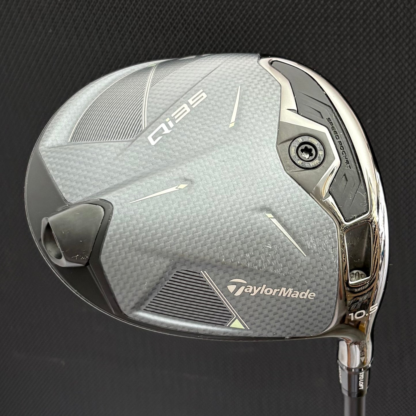 TAYLORMADE QI35 DRIVER (10.5 DEGREE) + HEADCOVER
