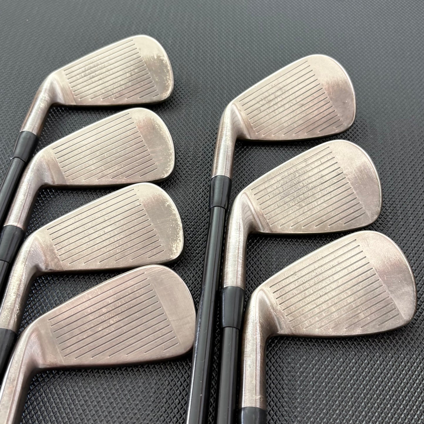 TAYLORMADE P770 2023 AGED COPPER IRON SET