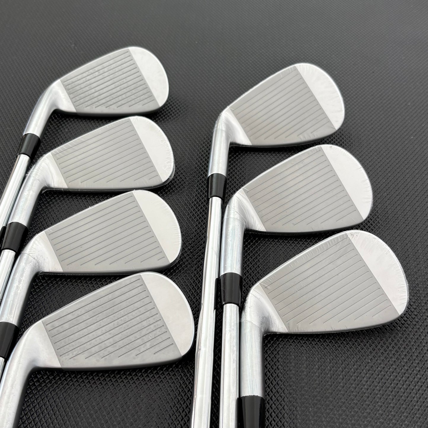 MIZUNO JPX 923 FORGED IRON SET