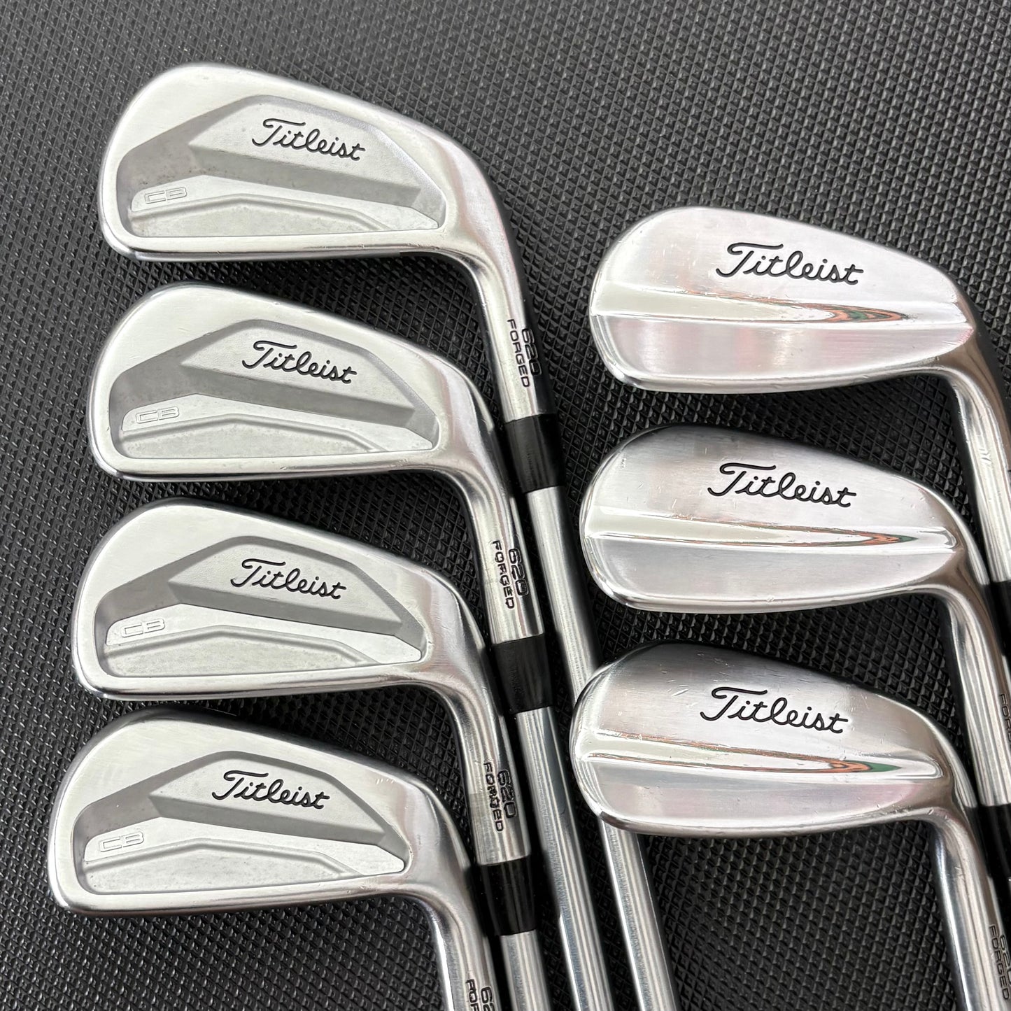 TITLEIST 620 CB/MB COMBO IRON SET