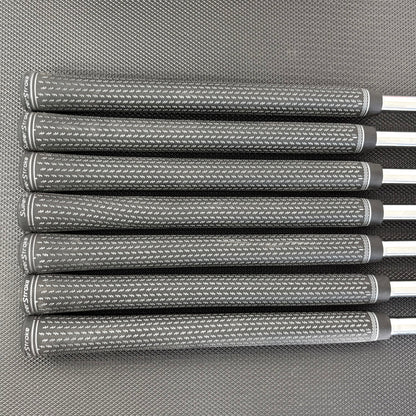 TAYLORMADE QI IRON SET