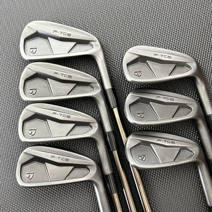 TAYLORMADE P7CB BATTLE WORN IRON SET
