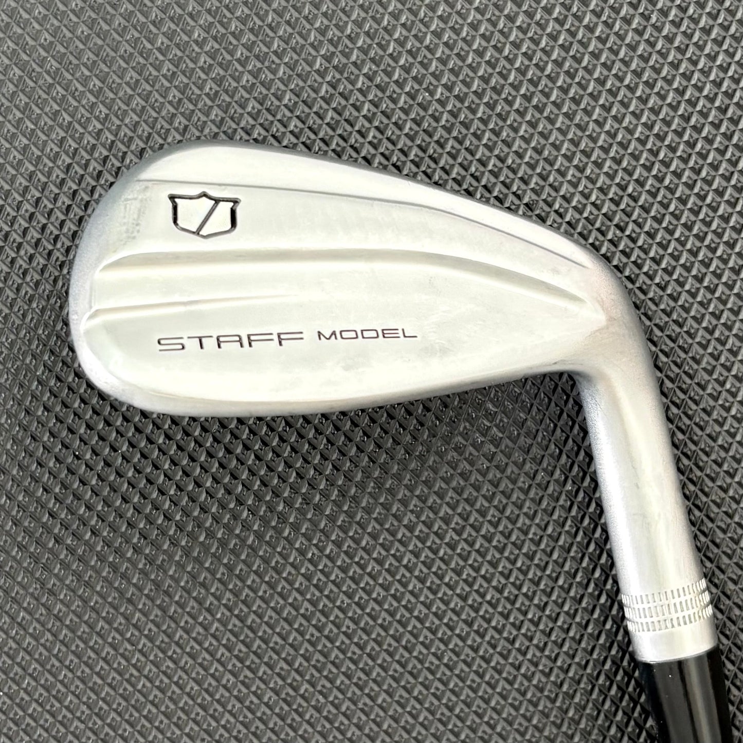 WILSON STAFF MODEL XB 2026 GAP WEDGE