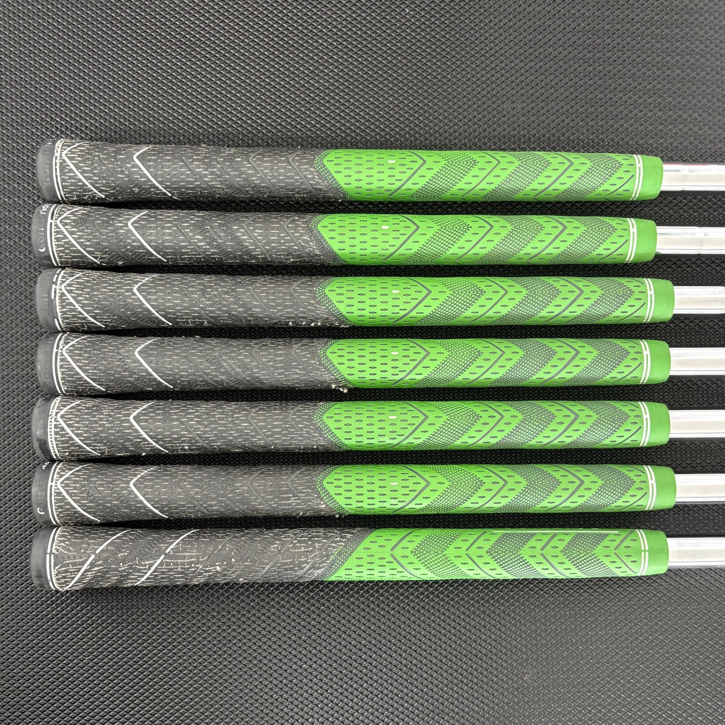 TITLEIST T300 2019 IRON SET