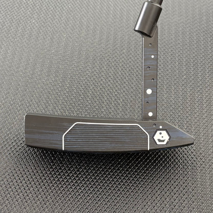 BETTINARDI ANTIDOTE HEXPERIMENTAL #9 PUTTER (35”) + HEADCOVER
