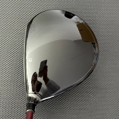 TAYLORMADE QI10 LS DRIVER (9 DEGREE) + HEADCOVER