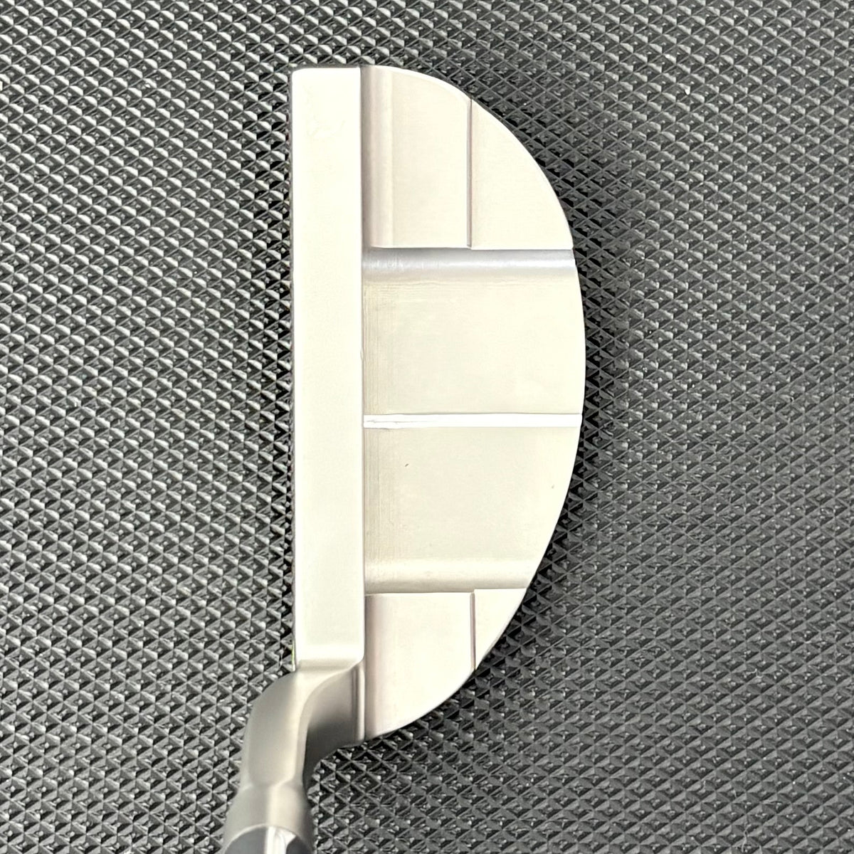 BETTINARDI BB34 DASS POISON STINGERS PUTTER (35”) + HEADCOVER