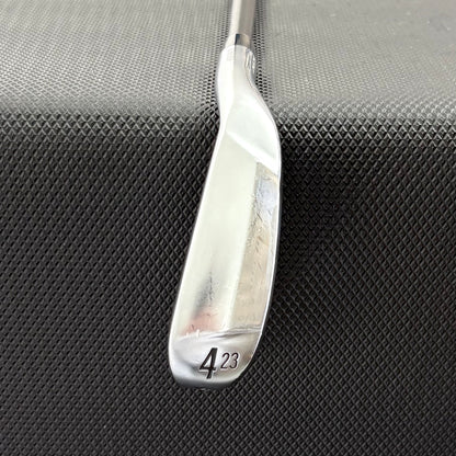 SRIXON ZXIU UTILITY 4 IRON (23 DEGREE)