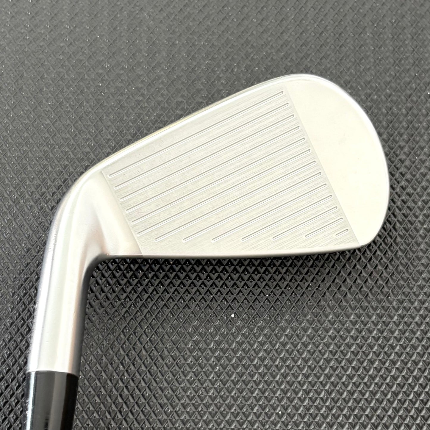 SRIXON ZXIU UTILITY 4 IRON (23 DEGREE)