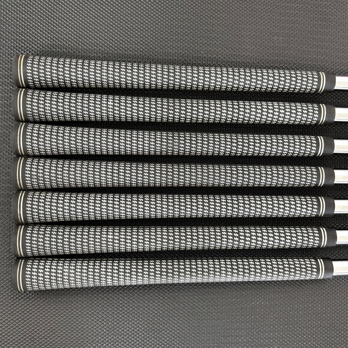 LH TAYLORMADE ROCKETBALLZ IRON SET
