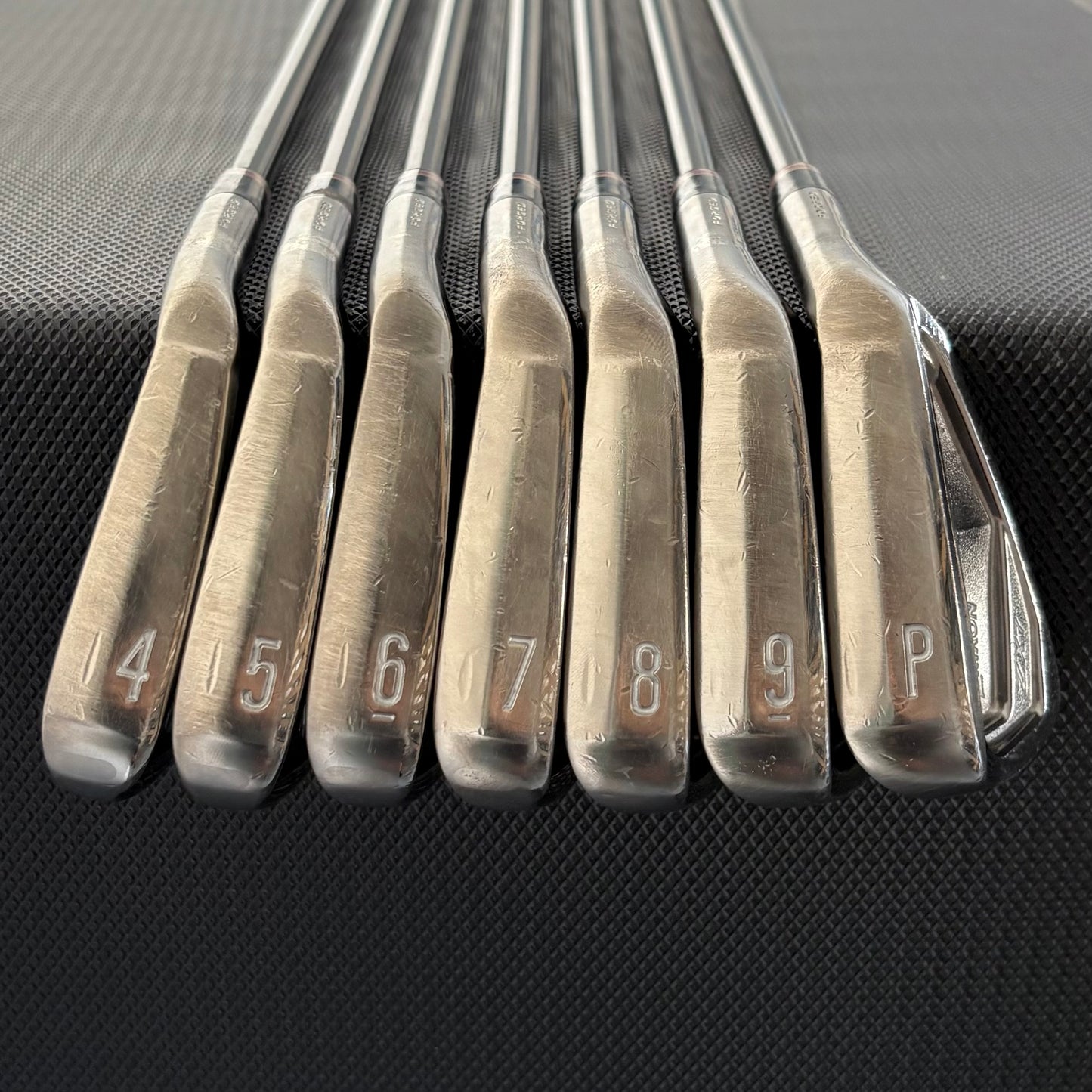 SRIXON ZX7 MKII BLACK CHROME IRON SET
