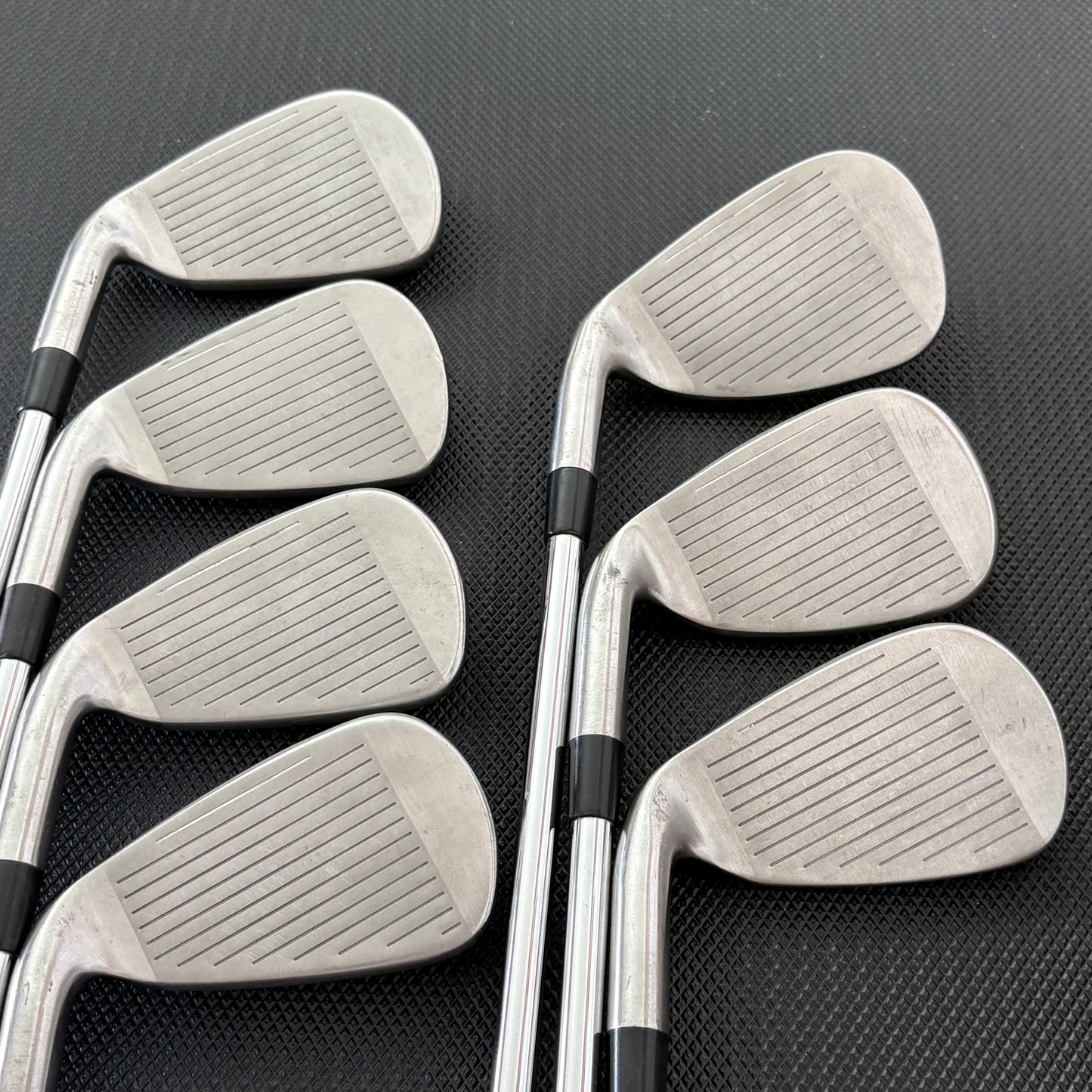 TOUR EDGE HOT LAUNCH C523 IRON SET