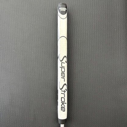 SCOTTY CAMERON SUPER SELECT NEWPORT 2.5 PLUS PUTTER (34”) + HEADCOVER