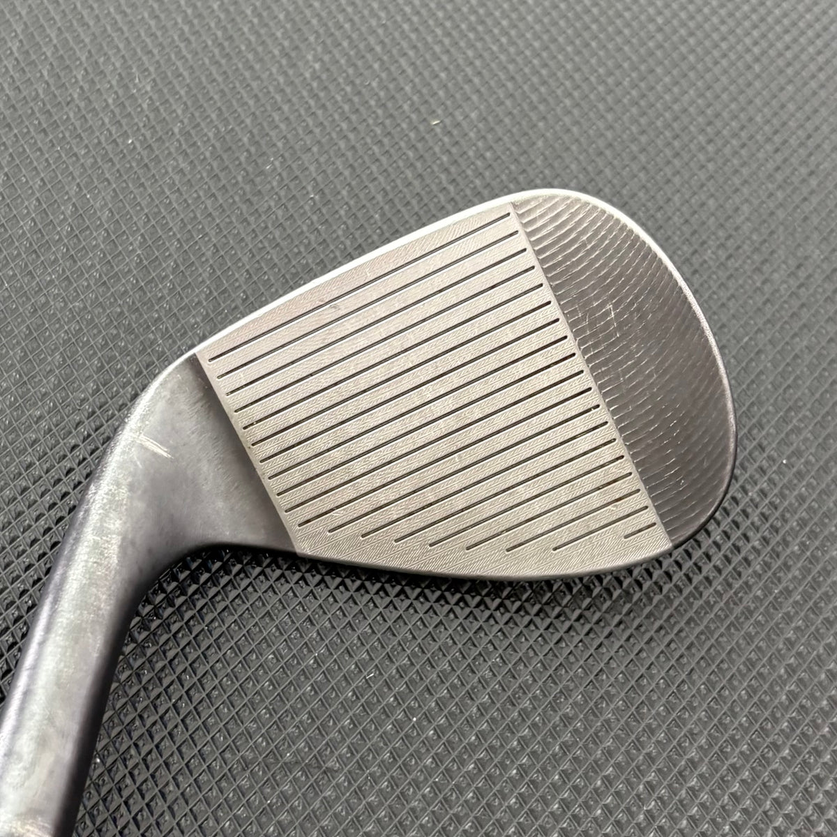 CLEVELAND RTX 6 ZIPCORE BLACK SATIN WEDGE (50 DEGREE)