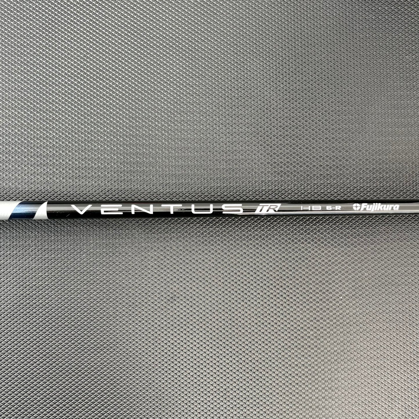 TAYLORMADE QI10 4 HYBRID (22 DEGREE) + HEADCOVER