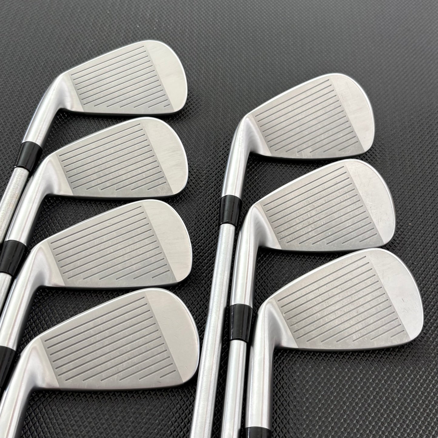 MIZUNO JPX 923 TOUR IRON SET