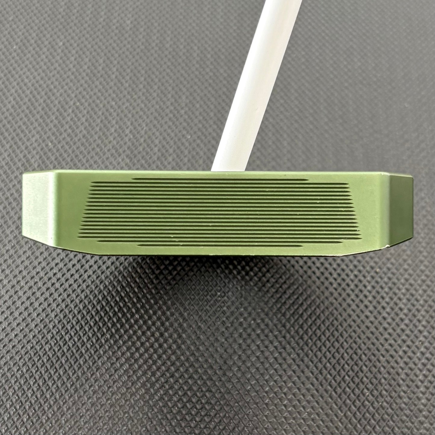L.A.B. DF3 COUNTERBALANCE GREEN PUTTER (38") + HEADCOVER