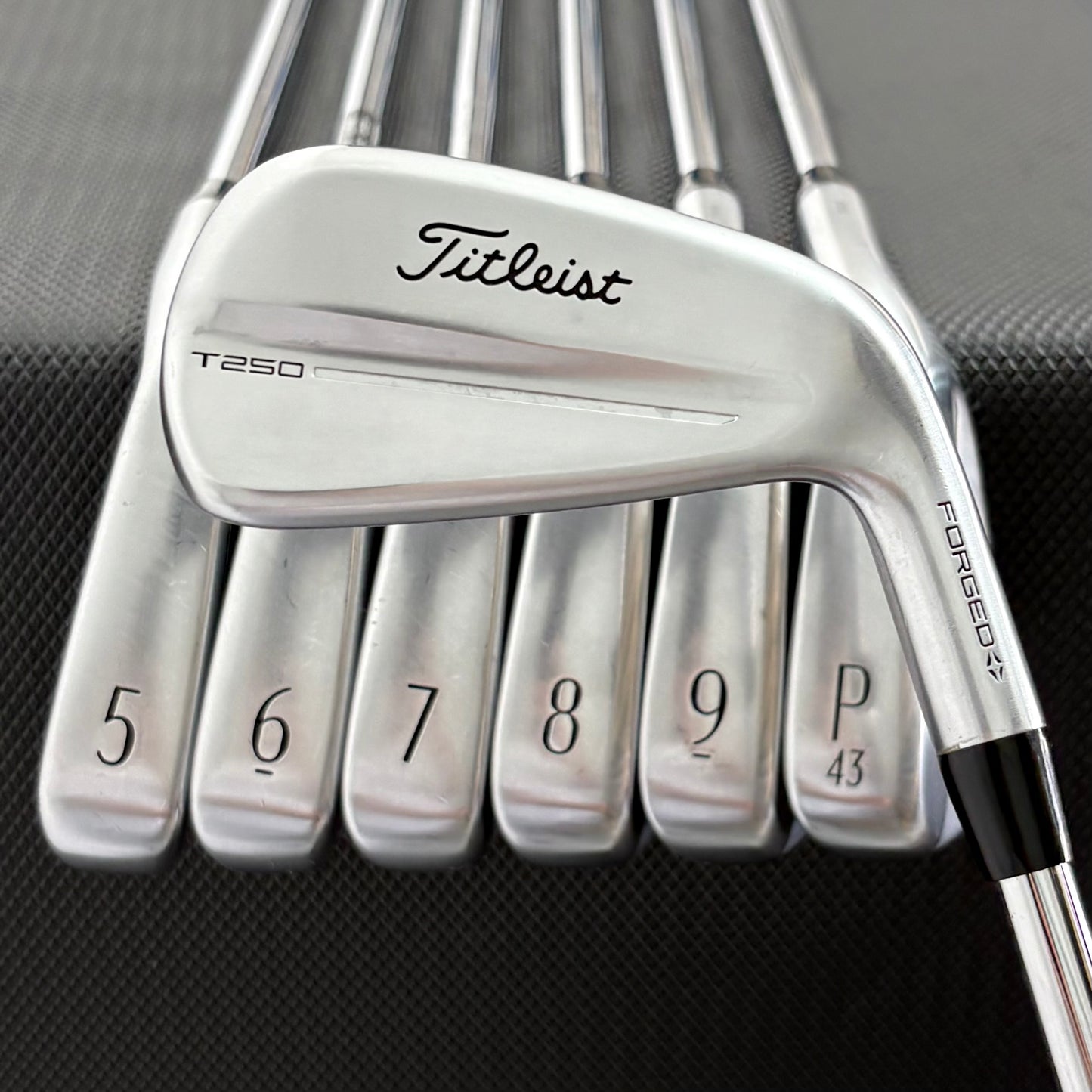 TITLEIST T250 2025 IRON SET