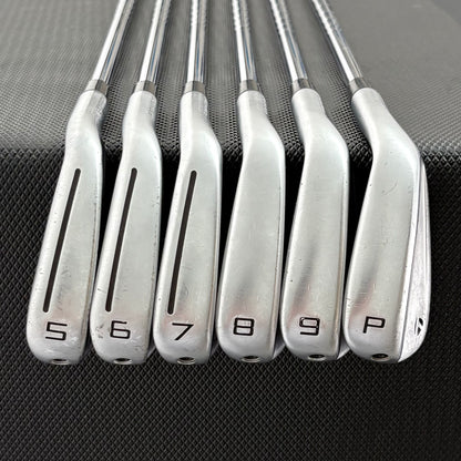 TAYLORMADE P790 2023 IRON SET