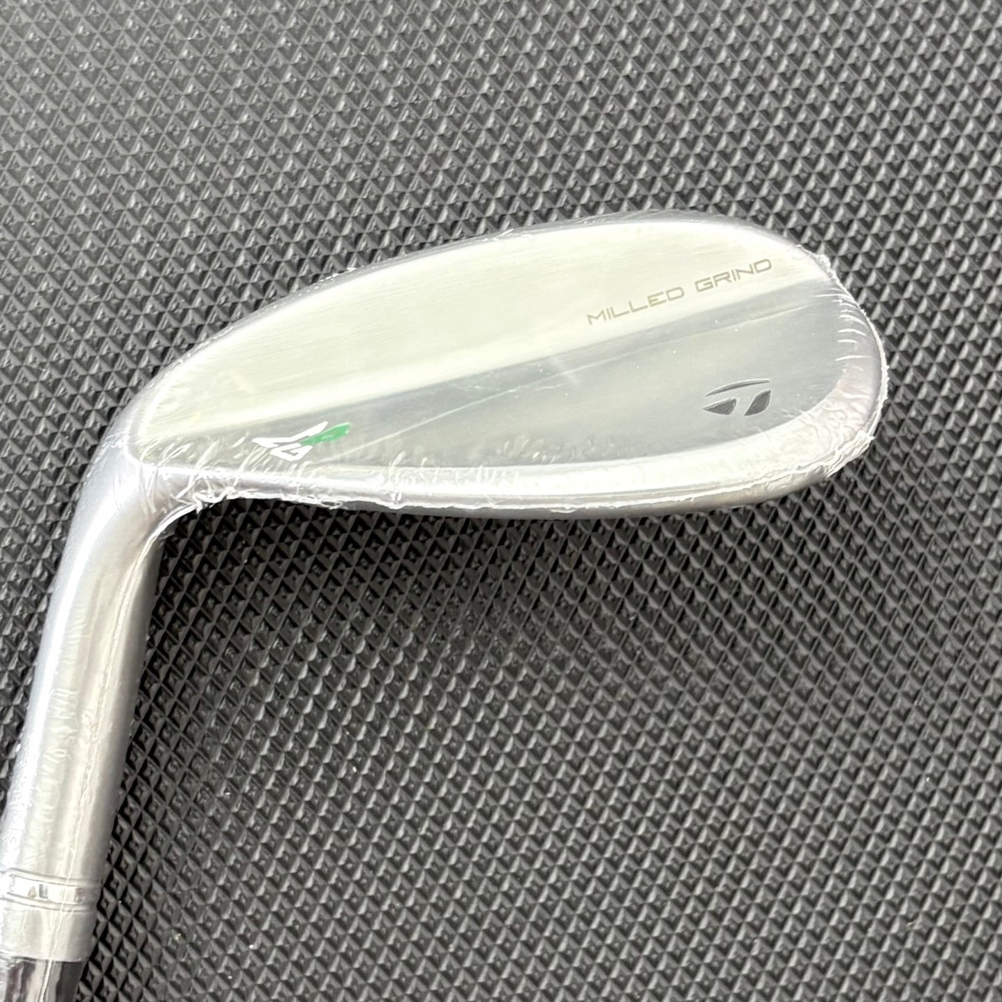 NEW LH TAYLORMADE MILLED GRIND 4 CHROME WEDGE (58 DEGREE)