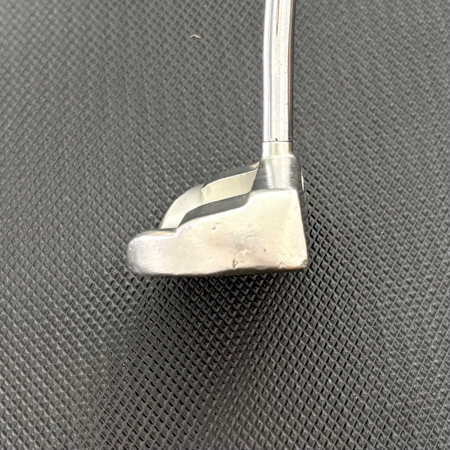 SCOTTY CAMERON STUDIO SELECT FASTBACK 1 PUTTER (35”)