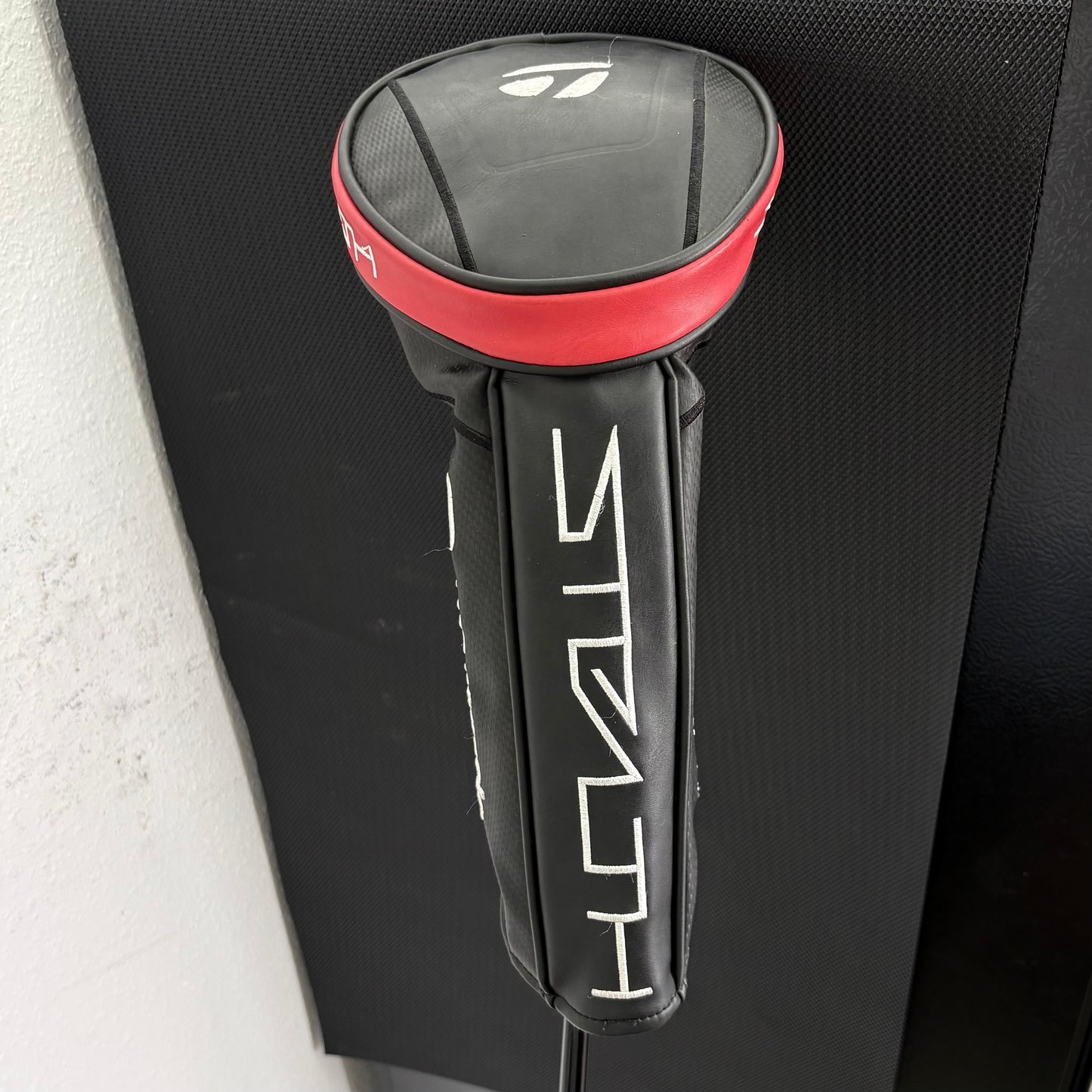 TAYLORMADE STEALTH 2 DRIVER (10.5 DEGREE) + HEADCOVER