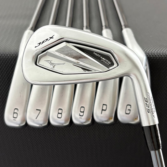 MIZUNO JPX 925 HOT METAL PRO IRON SET