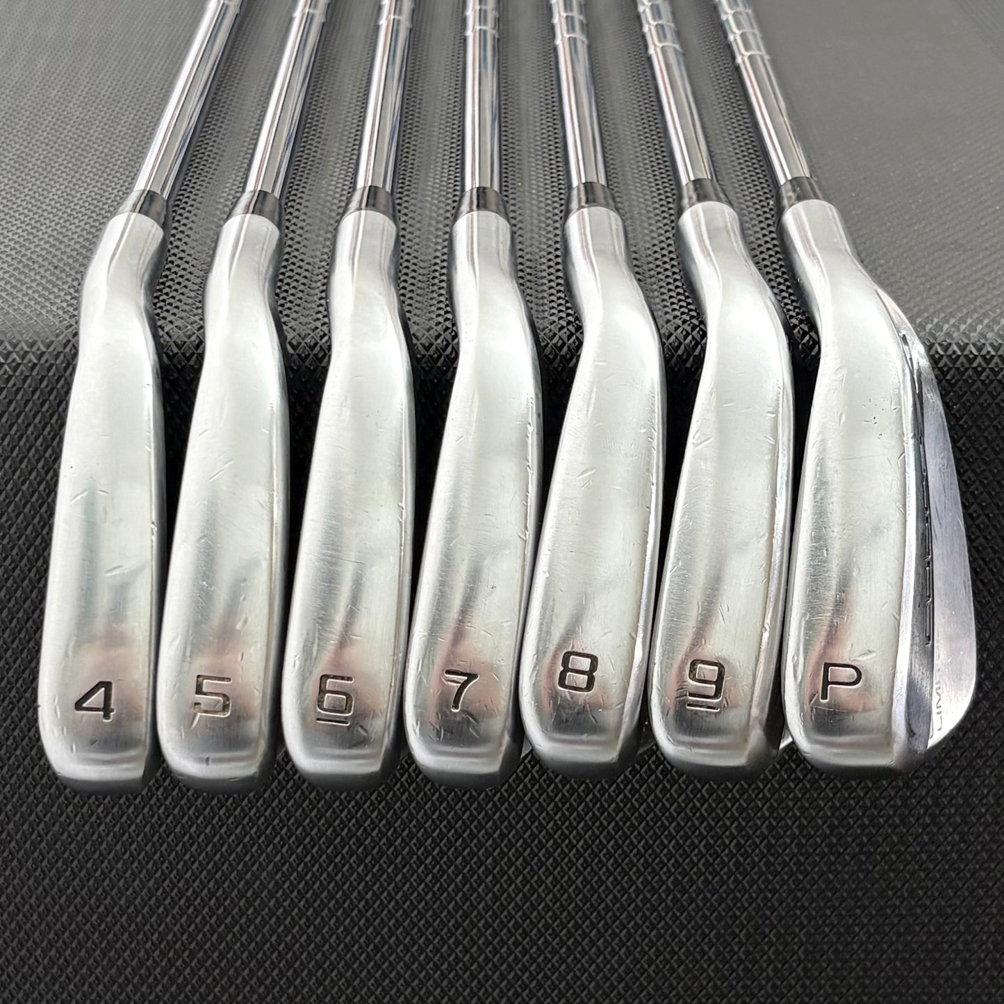 COBRA LIMIT3D IRON SET