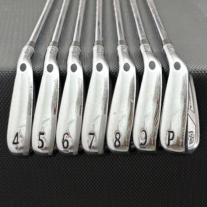 WILSON STAFF MODEL CB 2021 IRON SET