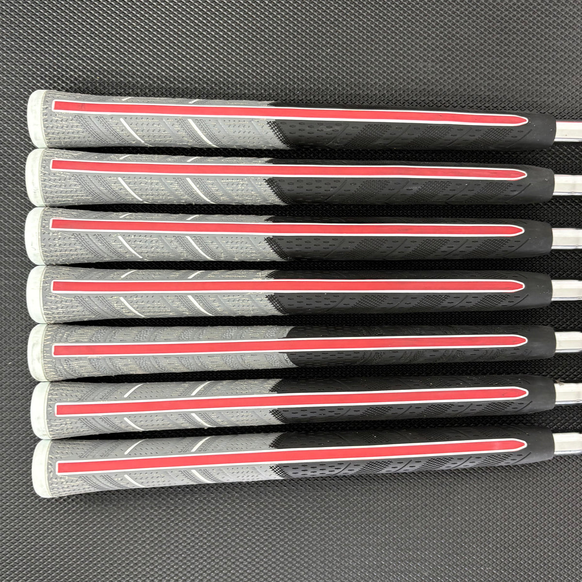 WILSON STAFF MODEL CB 2021 IRON SET