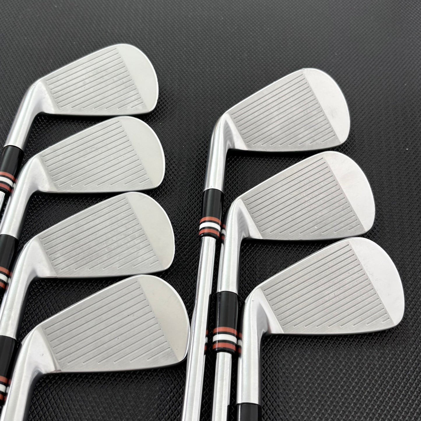 SRIXON ZX7 IRON SET