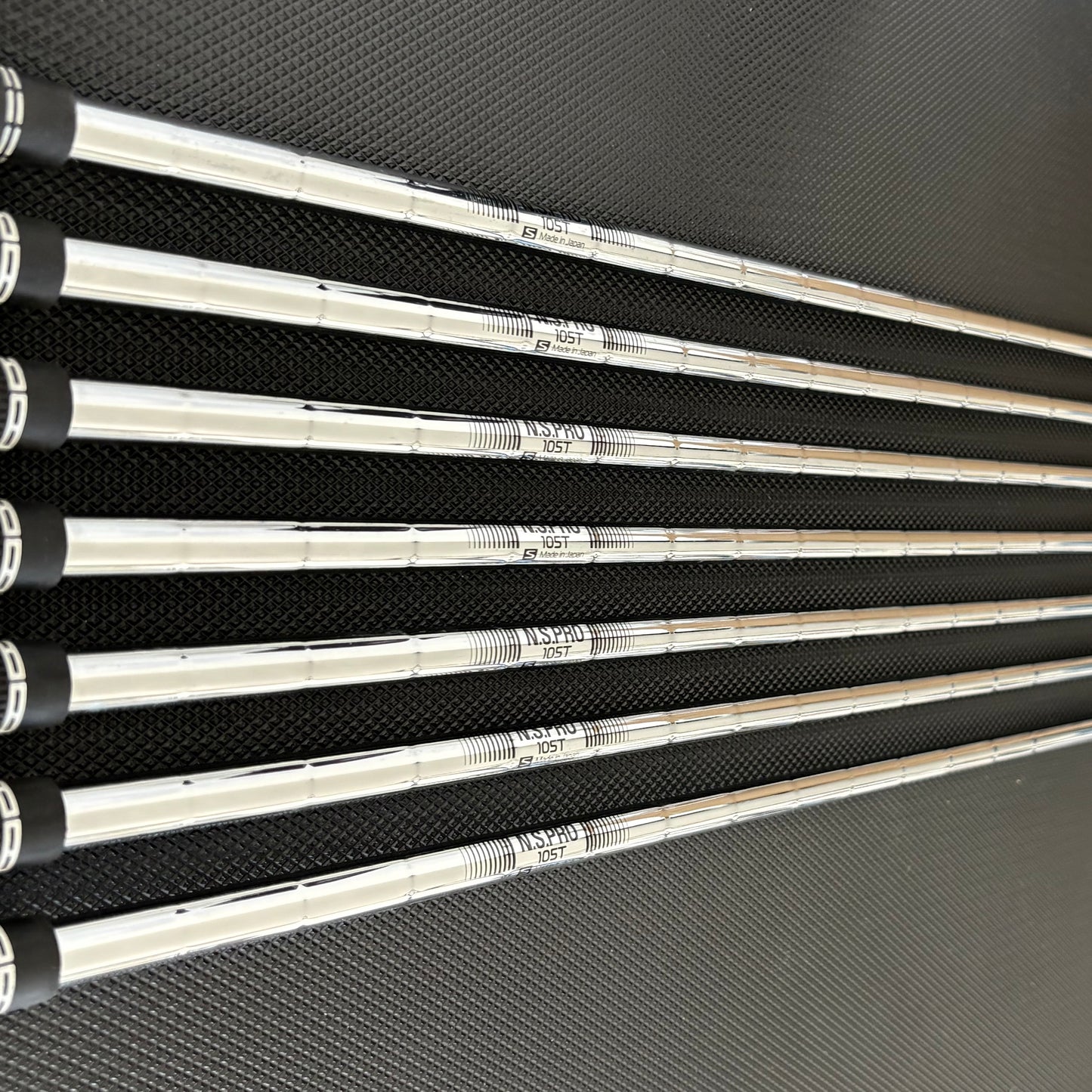 TITLEIST T200 2023 IRON SET