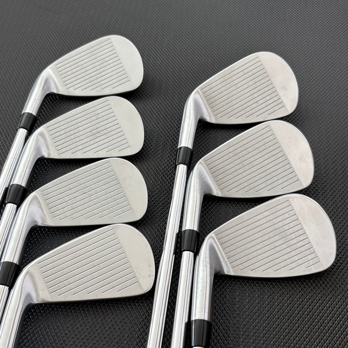 TITLEIST T200 2023 IRON SET