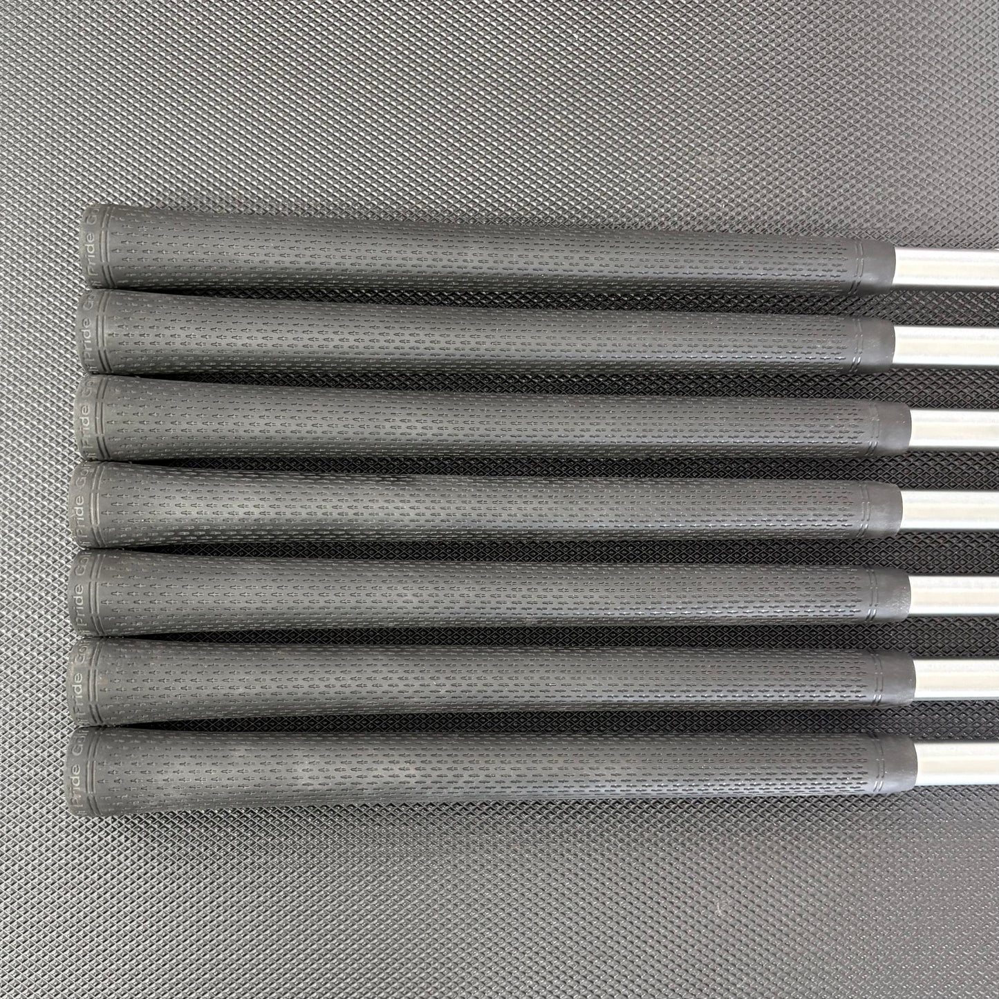 TITLEIST T200/T150 2023 COMBO IRON SET