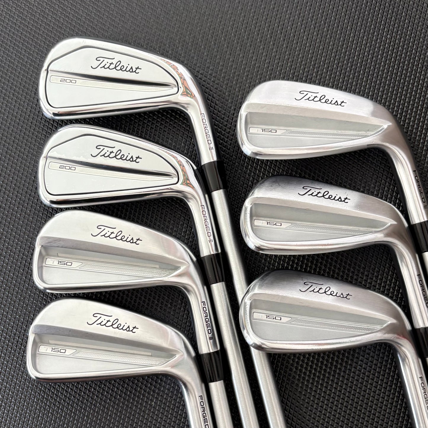 TITLEIST T200/T150 2023 COMBO IRON SET