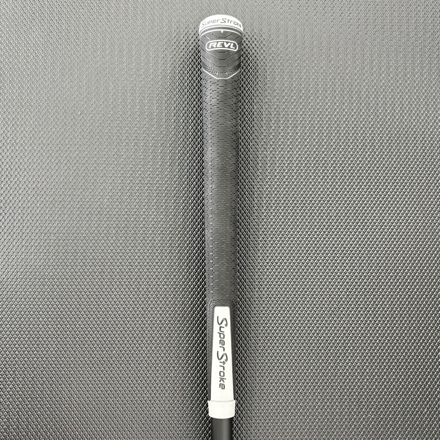 TAYLORMADE QI4D DRIVER (9 DEGREE) + HEADCOVER
