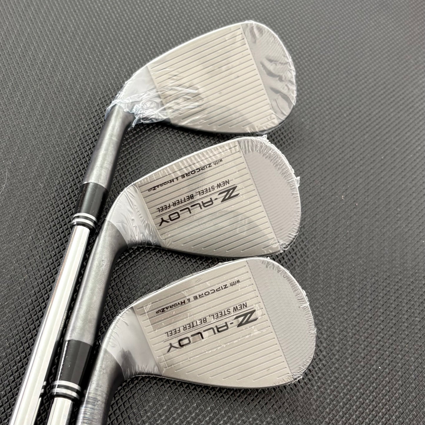 NEW CLEVELAND RTZ BLACK SATIN WEDGE SET