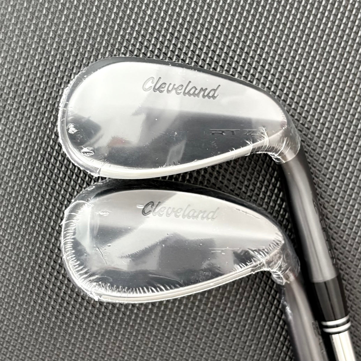 NEW CLEVELAND RTZ 2 BLACK SATIN WEDGE SET