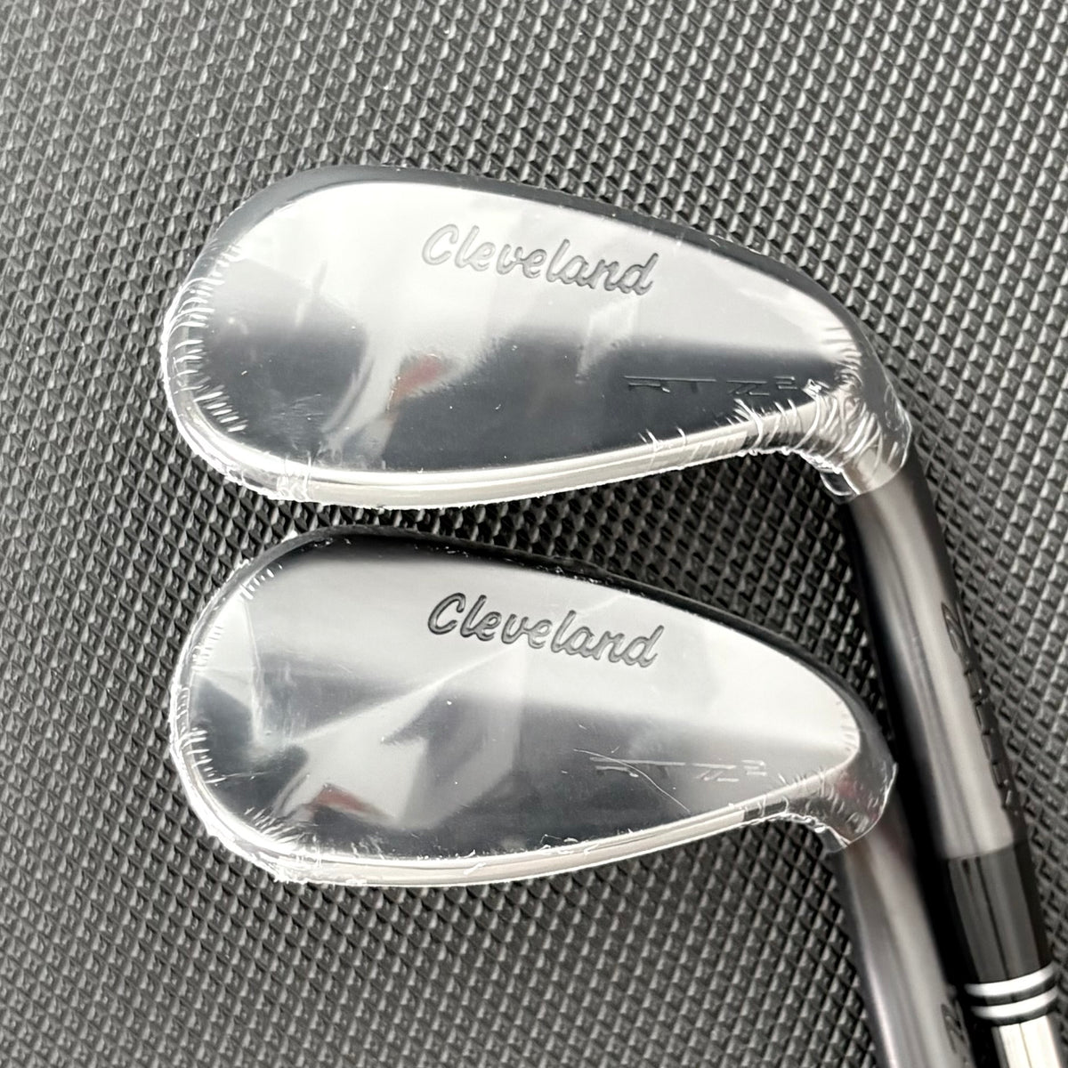 NEW CLEVELAND RTZ 2 BLACK SATIN WEDGE SET