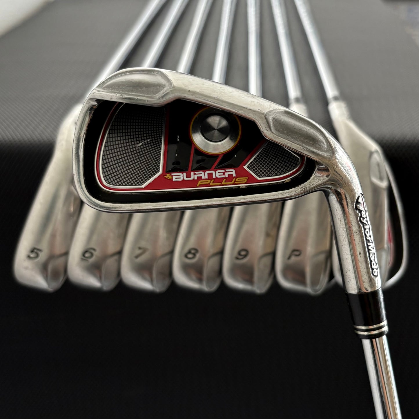 TAYLORMADE BURNER PLUS IRON SET