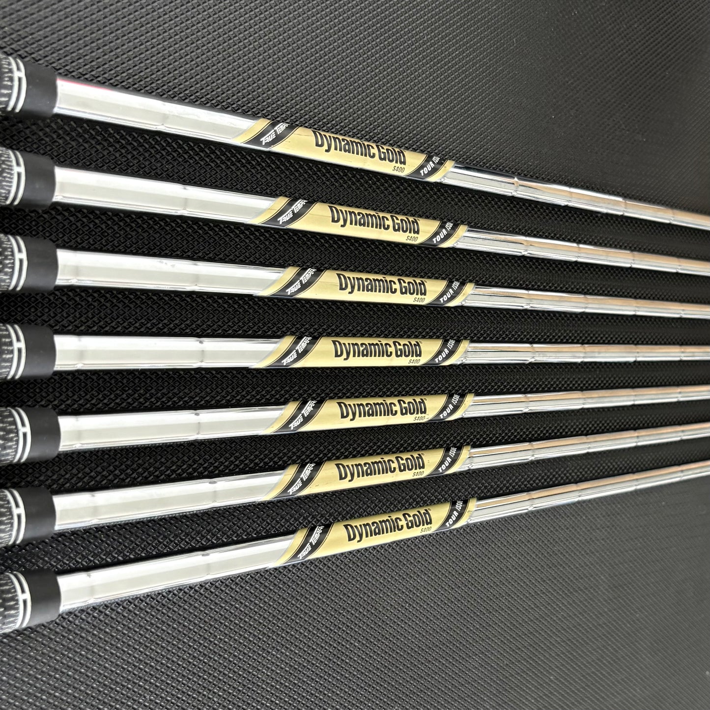 CALLAWAY APEX CB 2024 IRON SET