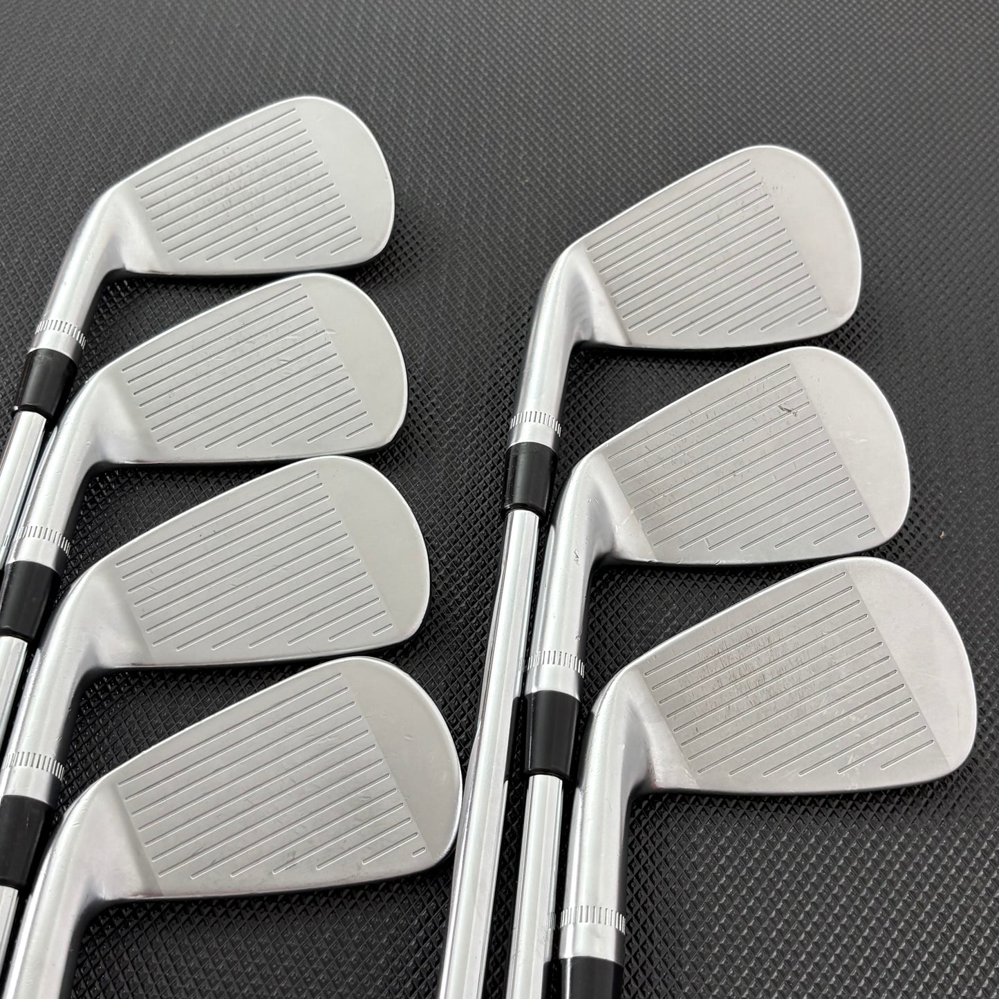 CALLAWAY APEX CB 2024 IRON SET