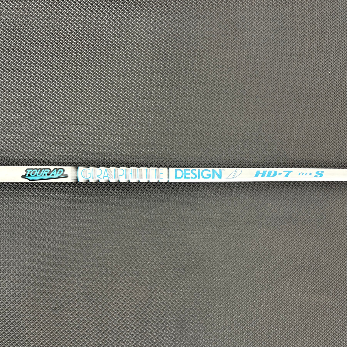 GRAPHITE DESIGN TOUR AD HD 7 STIFF WOOD SHAFT + TITLEIST TIP (42")
