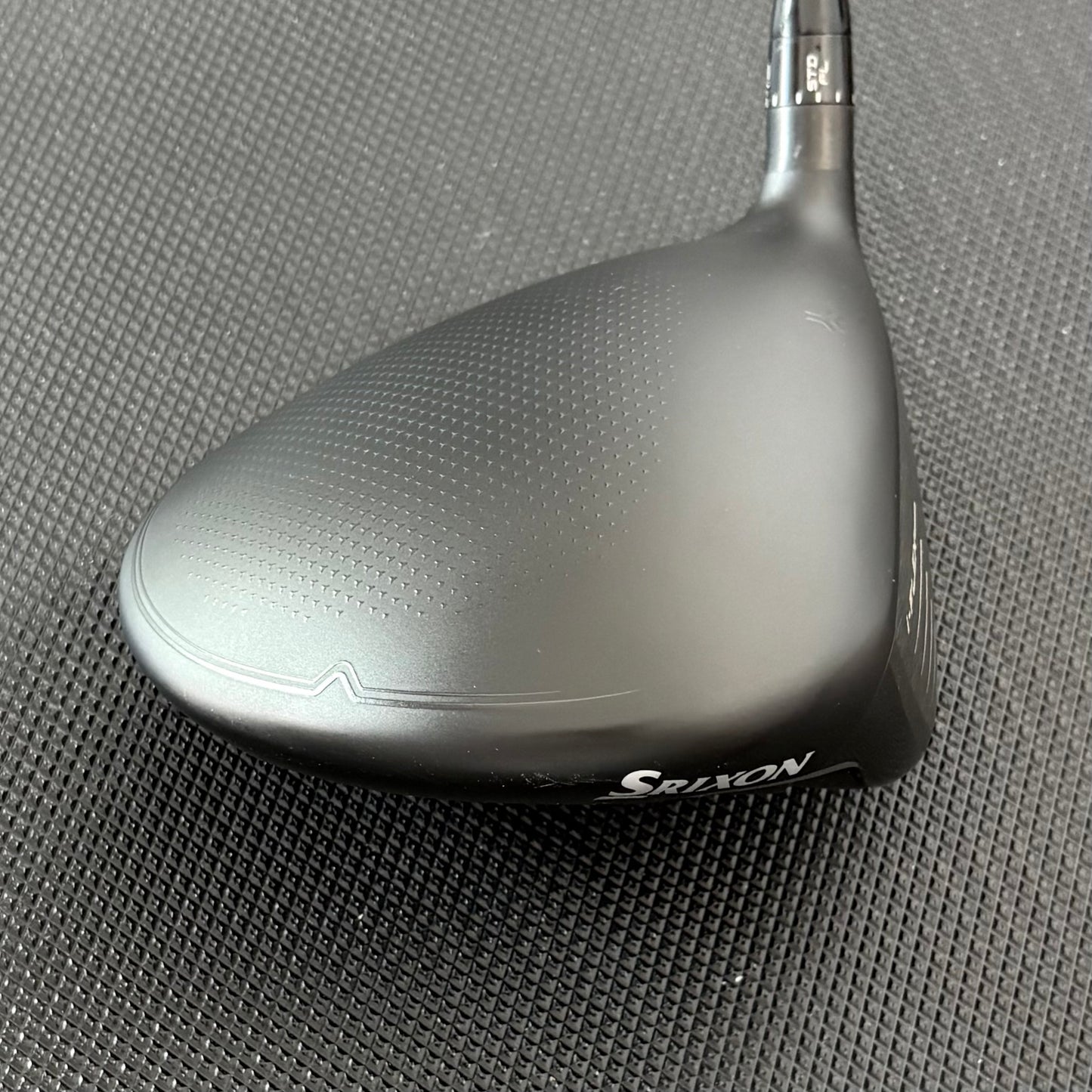 SRIXON ZXI DRIVER (10.5 DEGREE) + HEADCOVER
