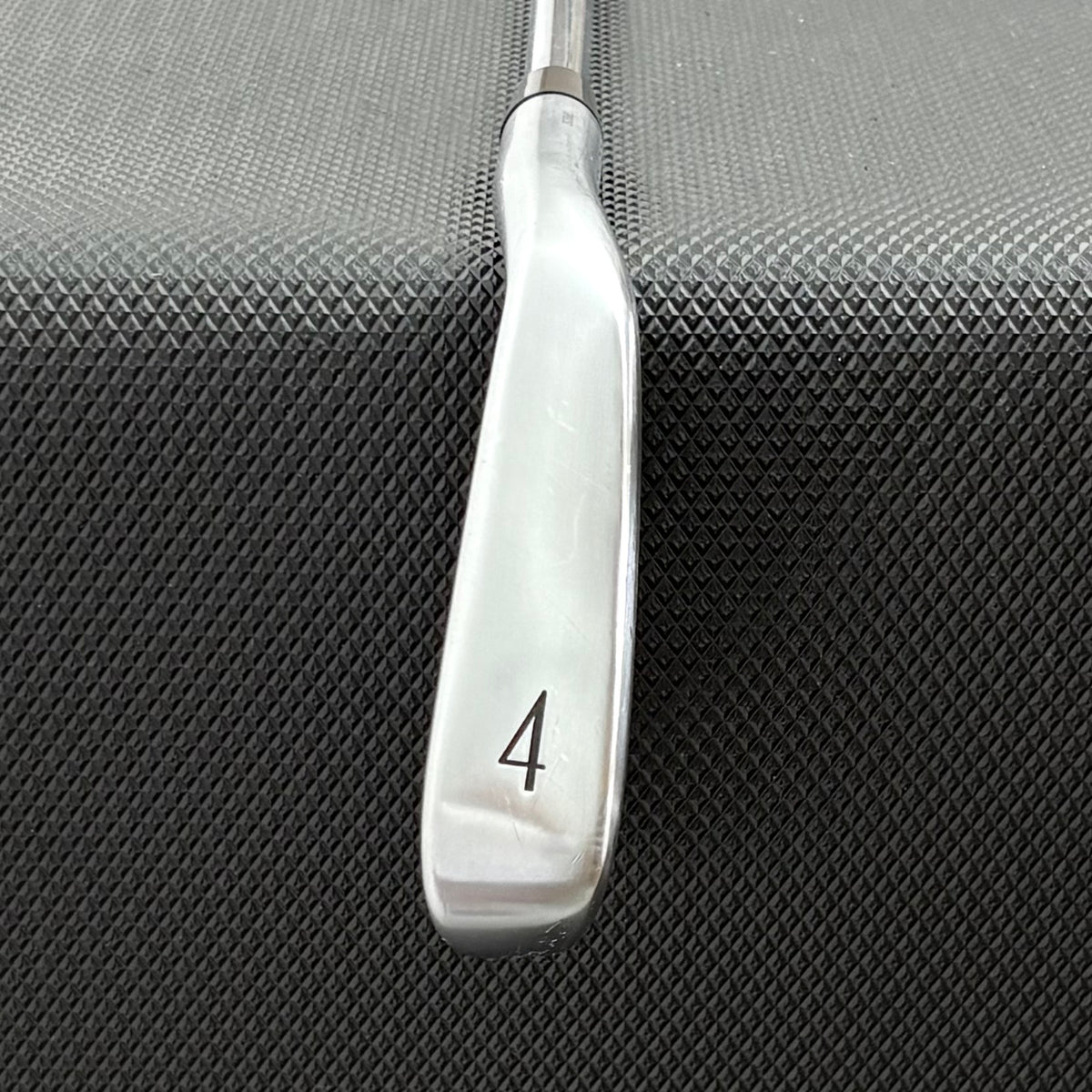 TITLEIST T250 2025 4 IRON